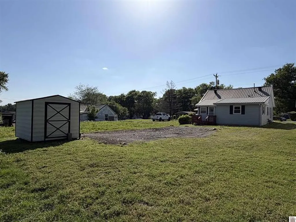 530 N Donnivan Street Princeton KY 42445
