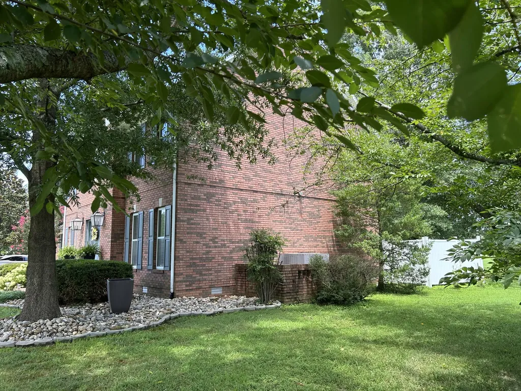 124 Kyabram Drive Benton KY 42025
