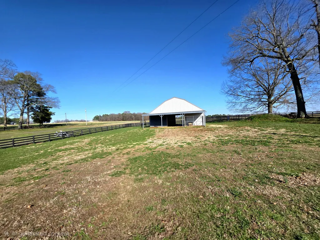 1498 Coopertown Road Murray KY 42071