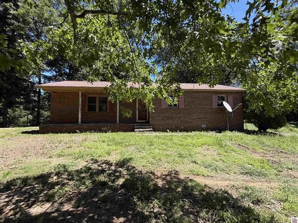 1742 Ed Mitchell Road Princeton KY 42445