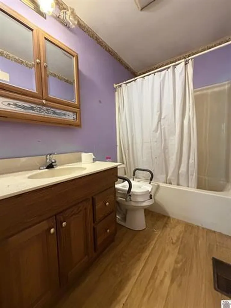 1742 Ed Mitchell Road Princeton KY 42445