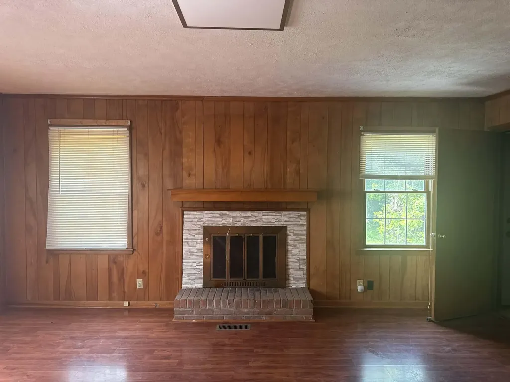 1103 E 18th Street Hopkinsville KY 42240