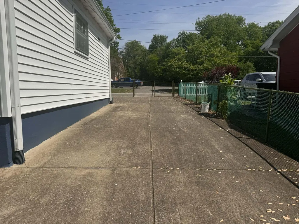 1103 E 18th Street Hopkinsville KY 42240