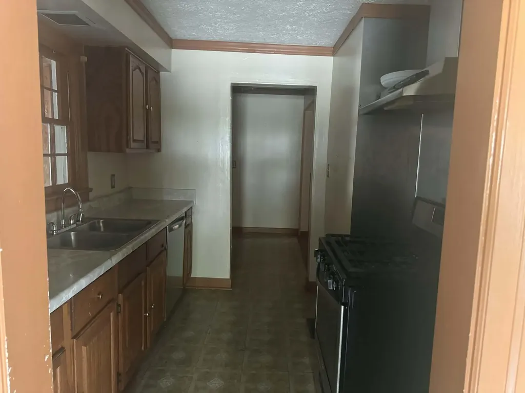 1103 E 18th Street Hopkinsville KY 42240