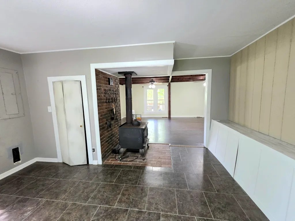 2537 Old Newburg Road Murray KY 42071