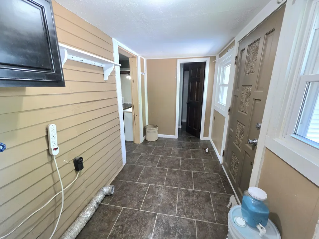2537 Old Newburg Road Murray KY 42071