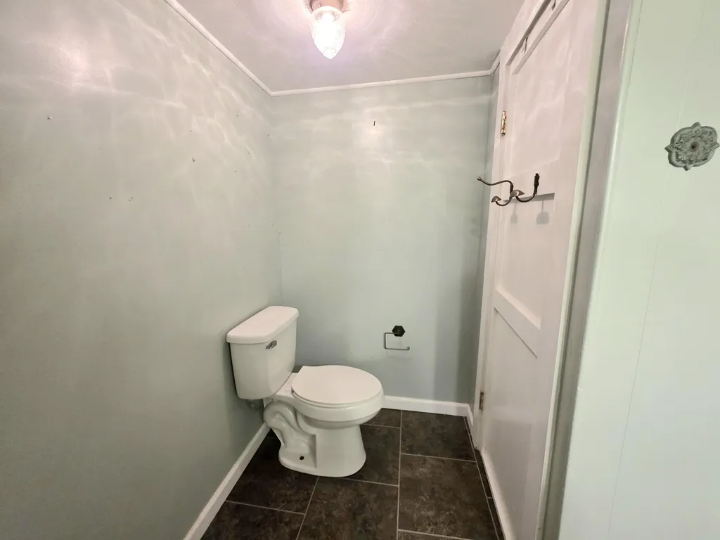 2537 Old Newburg Road Murray KY 42071