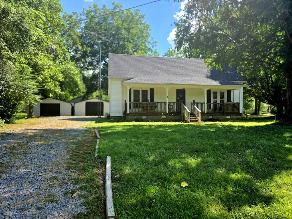 2537 Old Newburg Road Murray KY 42071