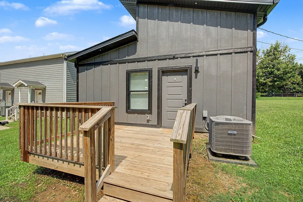 425 W Edmunds Street Hopkinsville KY 42240