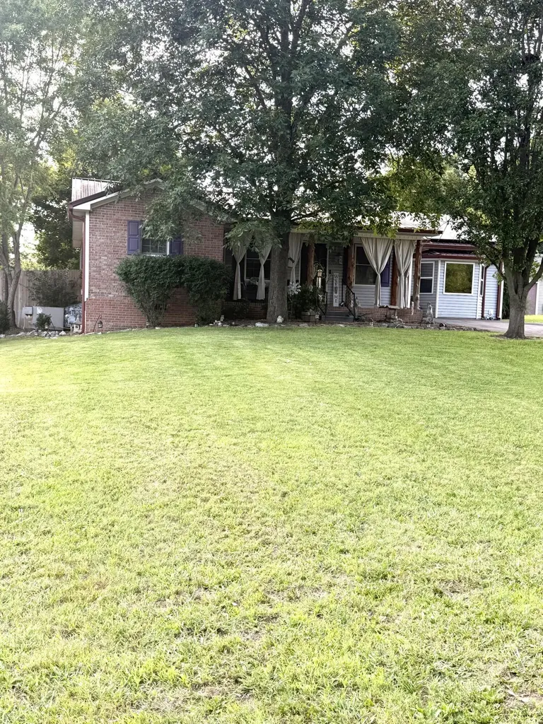157 Wharton Road Cadiz KY 42211