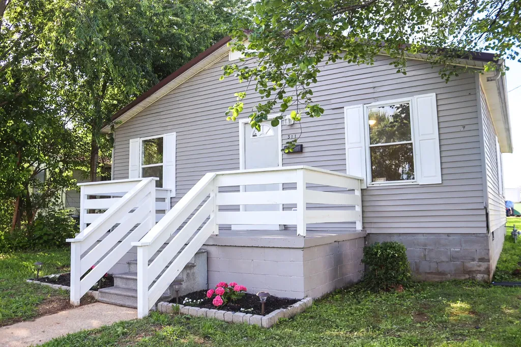 311 Willow Street Mayfield KY 42066