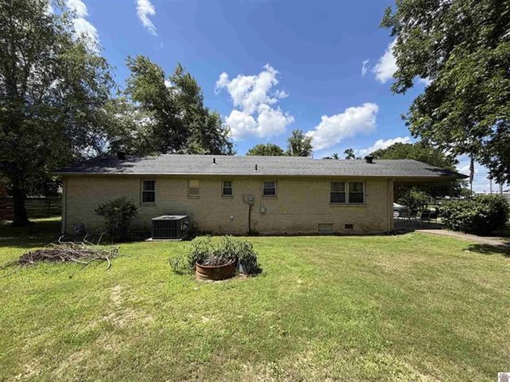 1560 Dawson Road Princeton KY 42445