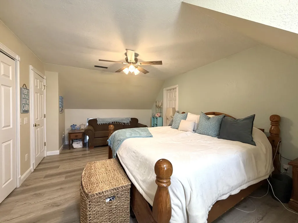 65 Bay Lane Cadiz KY 42211