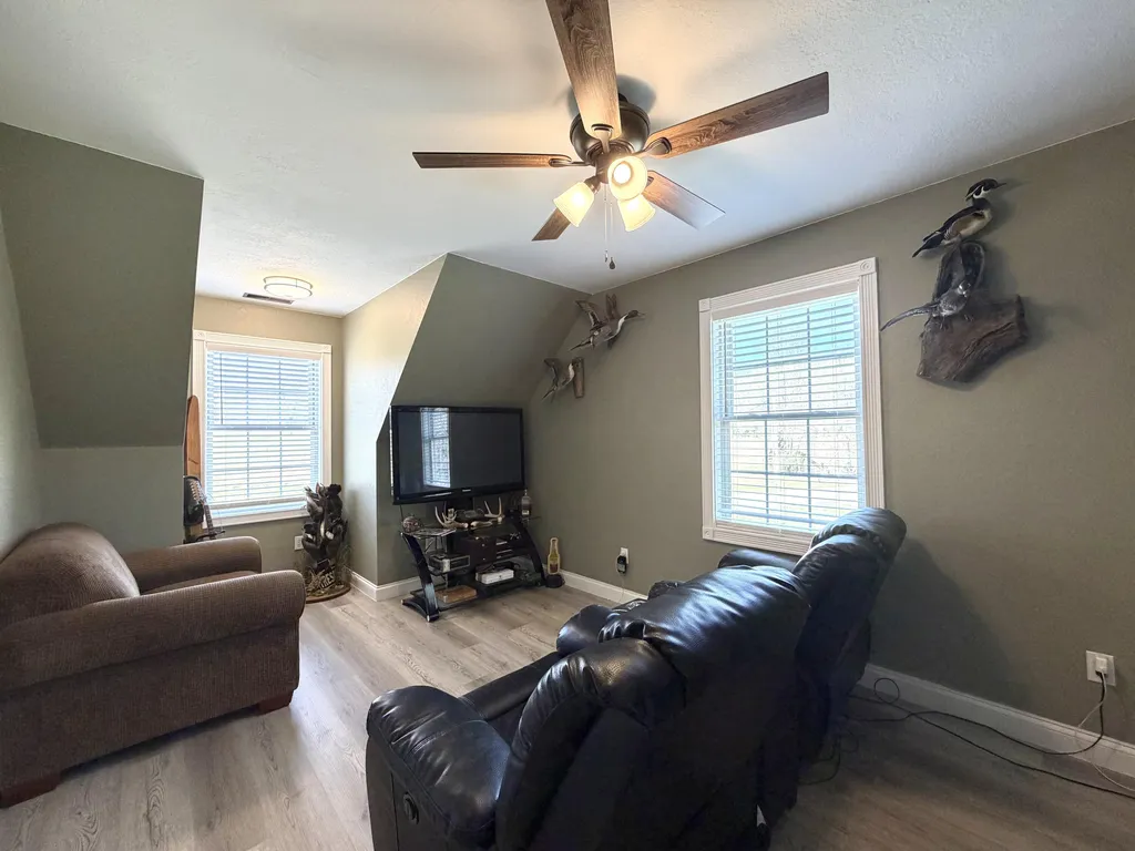 65 Bay Lane Cadiz KY 42211