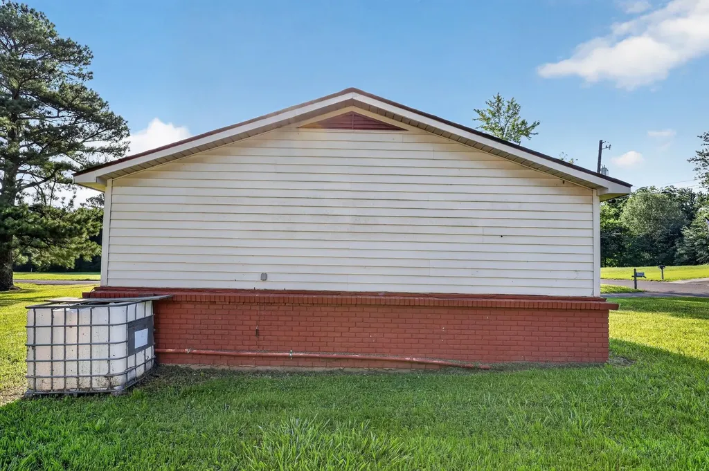 501 Windsor Drive Mayfield KY 42066