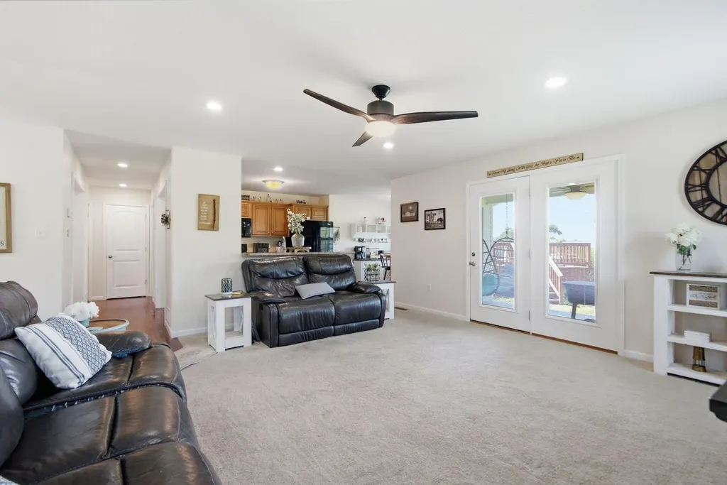 273 Ridgefield Drive Liberty KY 42539