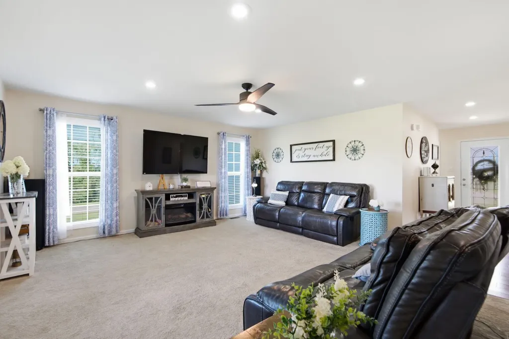 273 Ridgefield Drive Liberty KY 42539