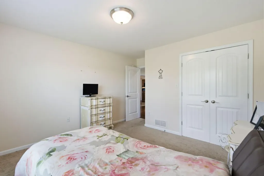 273 Ridgefield Drive Liberty KY 42539