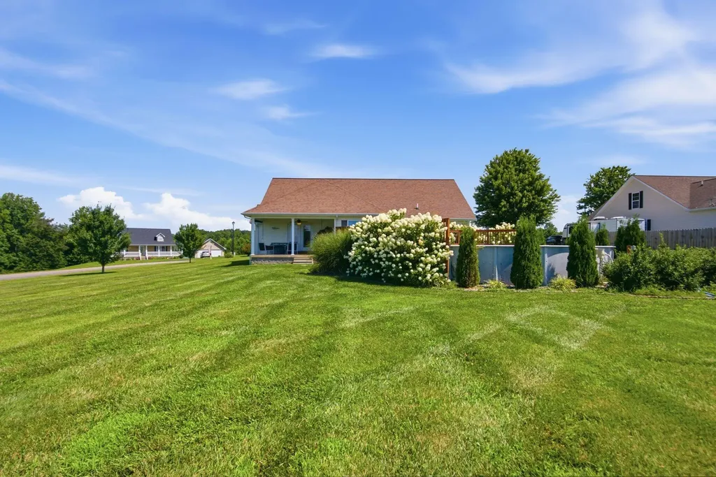 273 Ridgefield Drive Liberty KY 42539