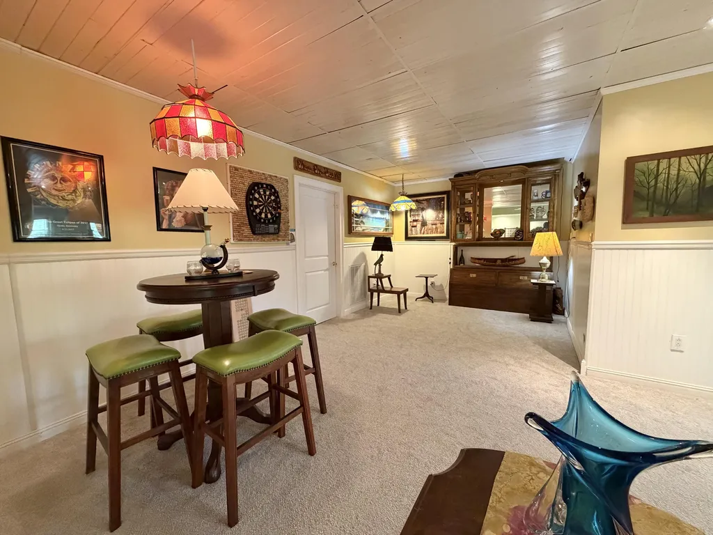 112 Lakeview Terrace Cadiz KY 42211