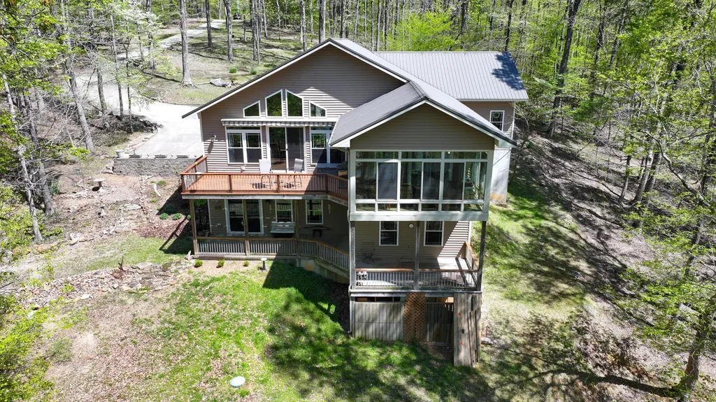 112 Lakeview Terrace Cadiz KY 42211