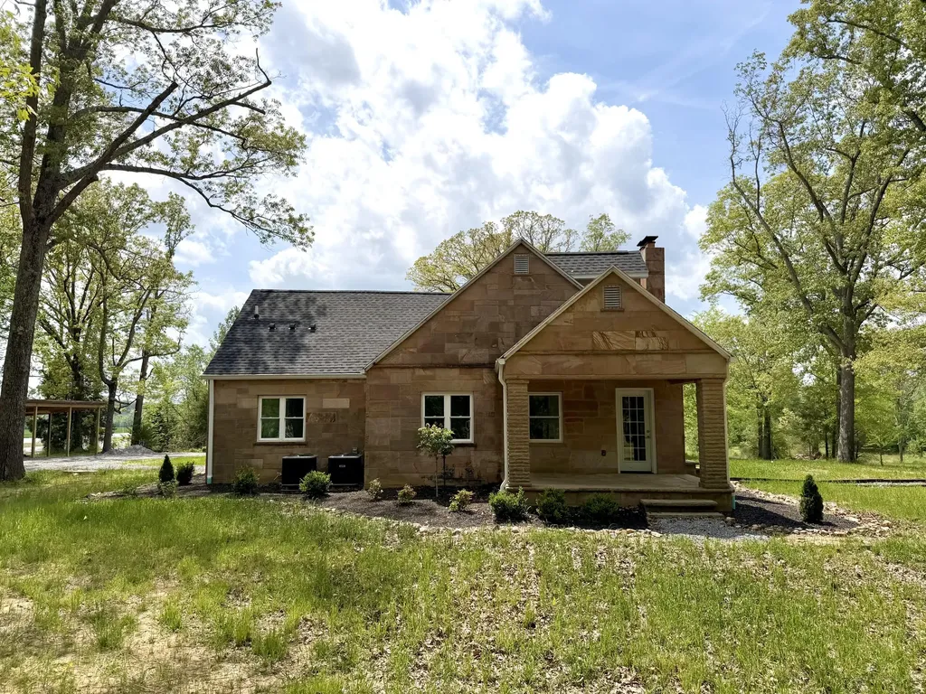 2529 Canton Road Cadiz KY 42211