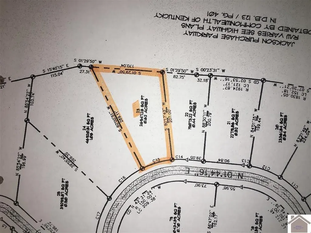 244 Deerfield Circle Benton KY 42025