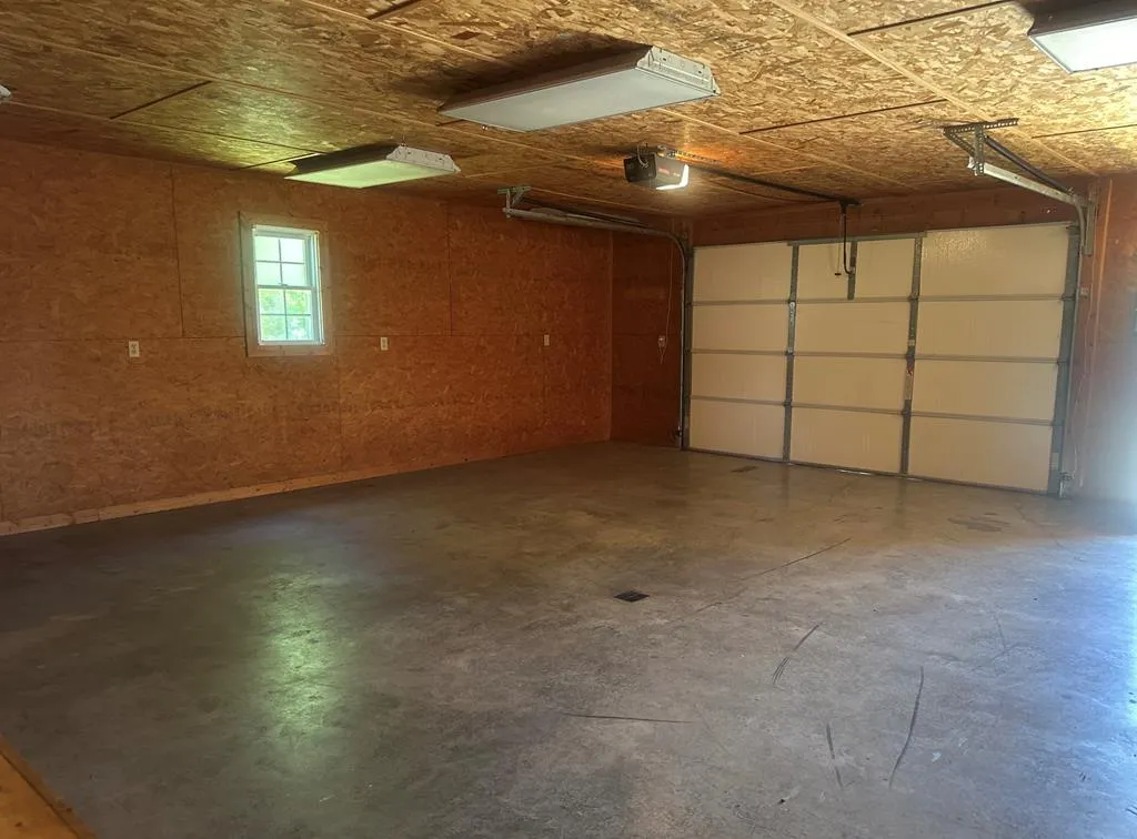 3615 Merle Travis Highway Beechmont KY 42323