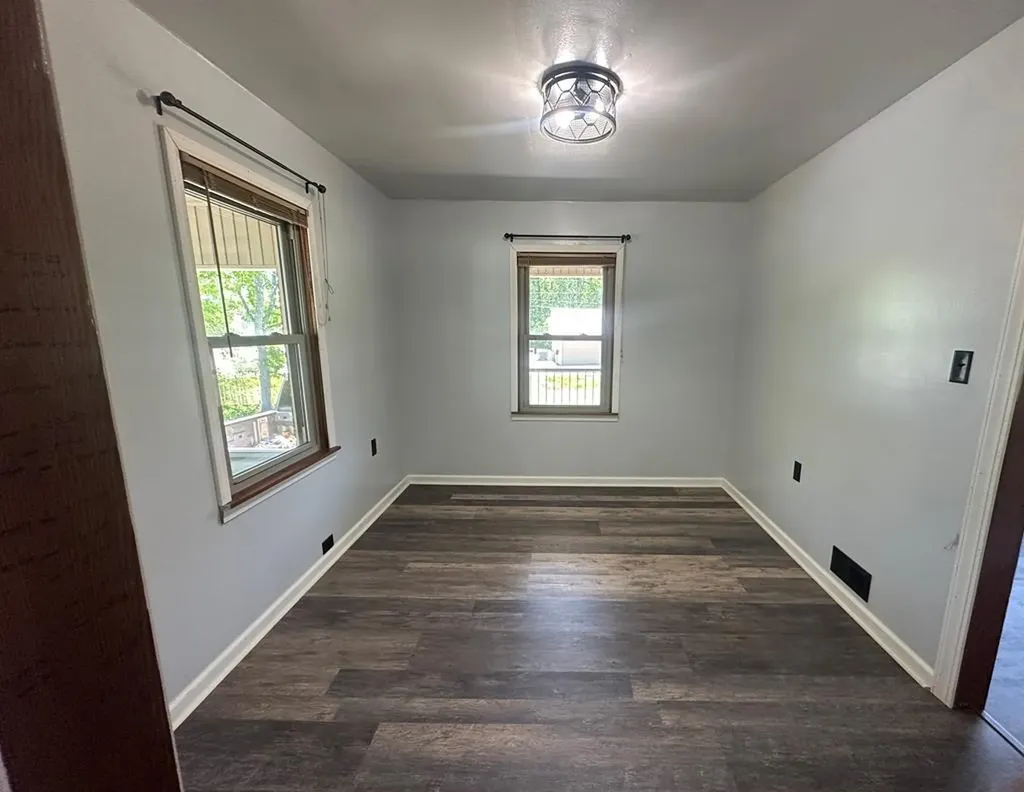 3615 Merle Travis Highway Beechmont KY 42323