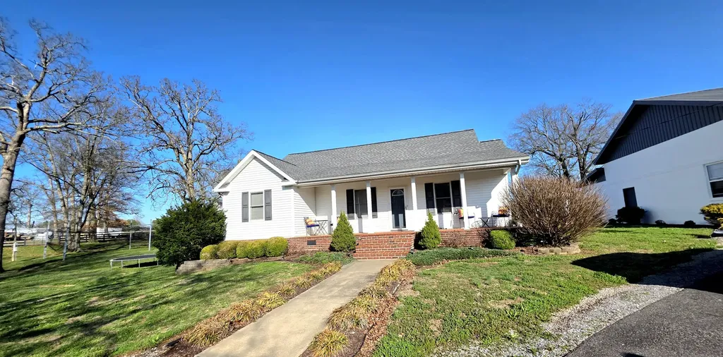 1498 Coopertown Road Murray KY 42071