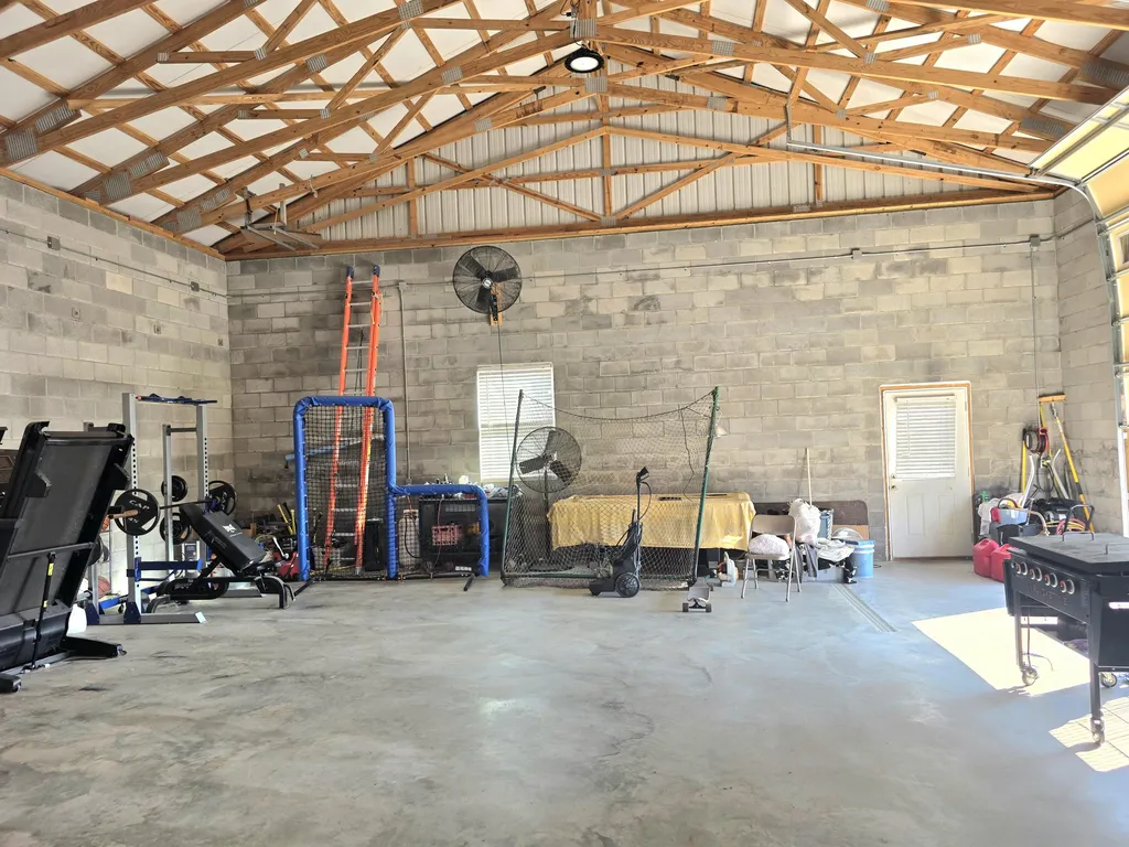 1498 Coopertown Road Murray KY 42071