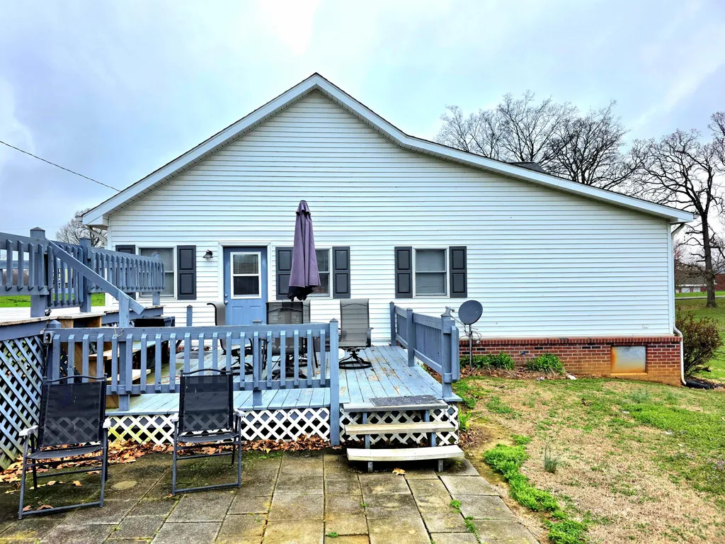 1498 Coopertown Road Murray KY 42071