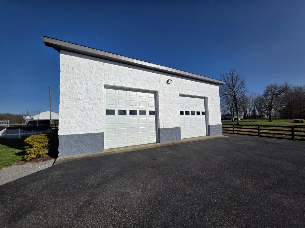 1498 Coopertown Road Murray KY 42071