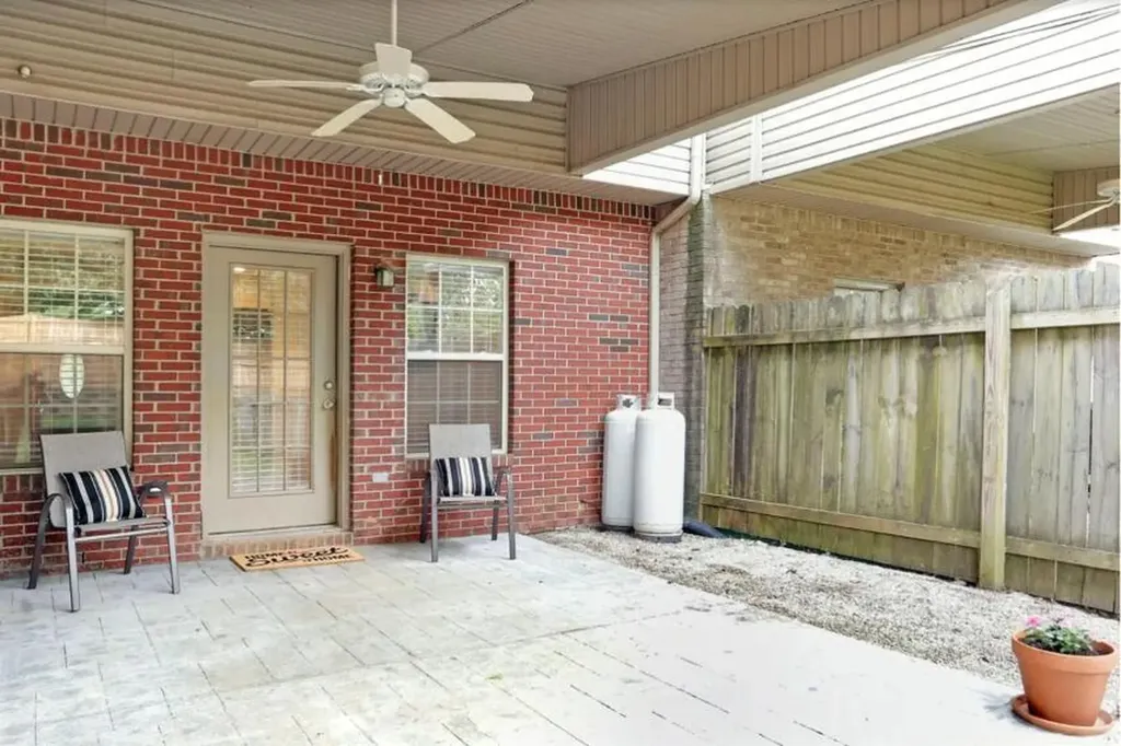 350 Broadleaf Lane Lexington KY 40503
