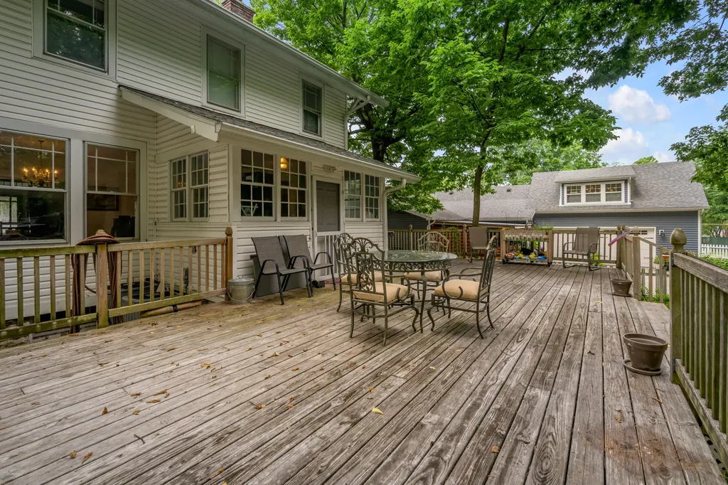 331 Lexington Street Versailles KY 40383