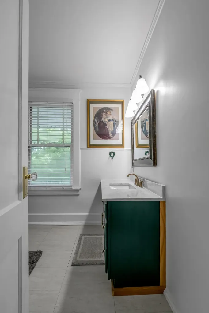 331 Lexington Street Versailles KY 40383
