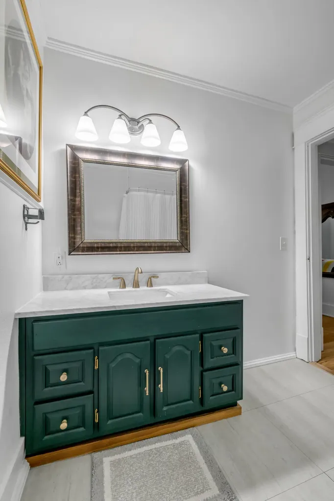 331 Lexington Street Versailles KY 40383