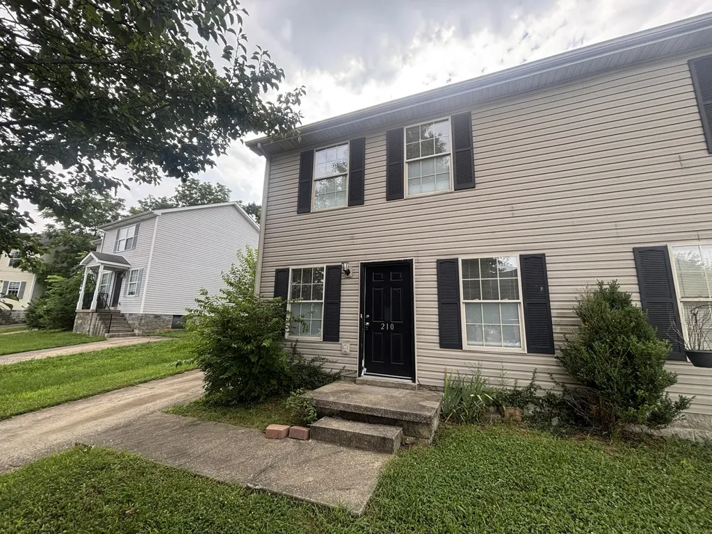 210 Maple Leaf Lane Nicholasville KY 40356