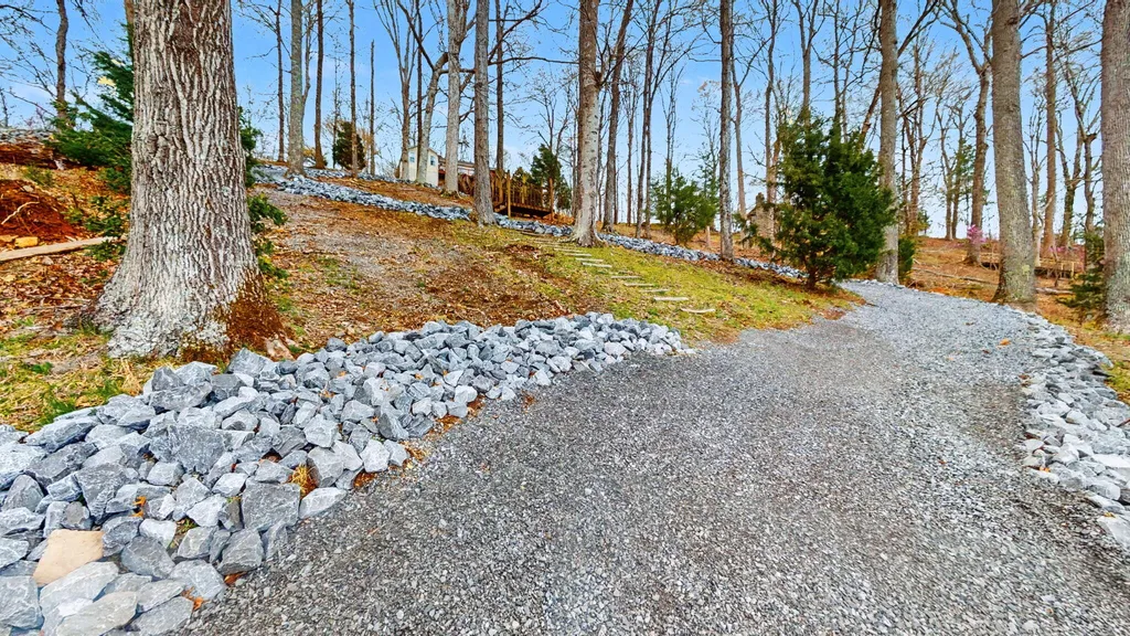 477 Beechwood Drive Cadiz KY 42211