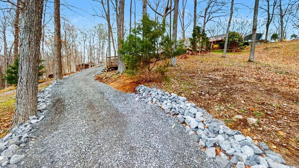 477 Beechwood Drive Cadiz KY 42211