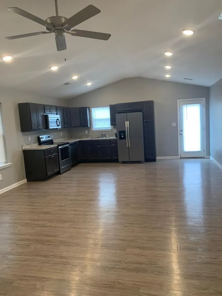 2525 Feathersound Way Lexington KY 40511