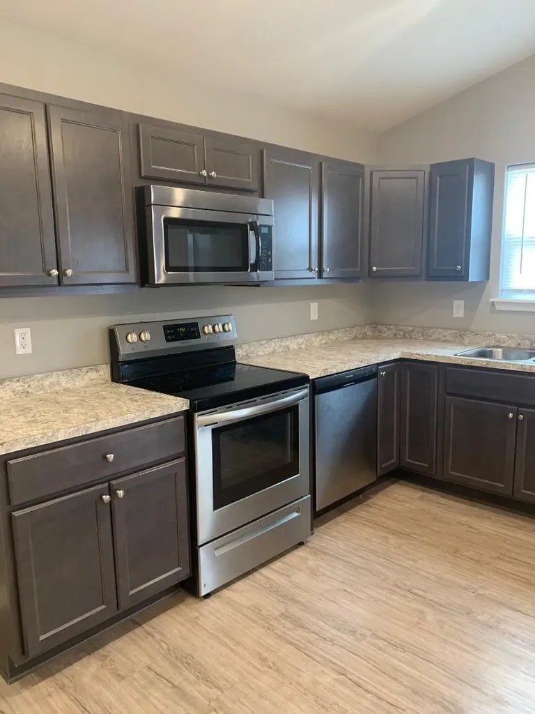2525 Feathersound Way Lexington KY 40511