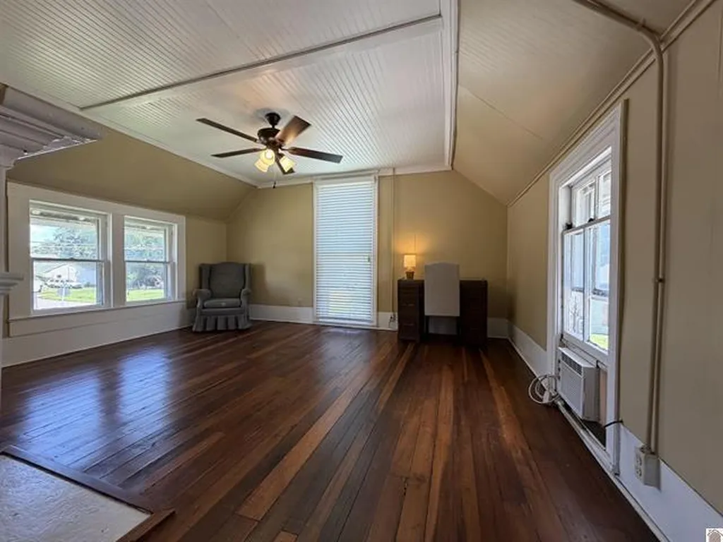 601 W Locust Street Princeton KY 42445