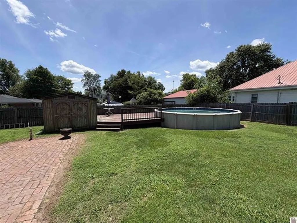 601 W Locust Street Princeton KY 42445