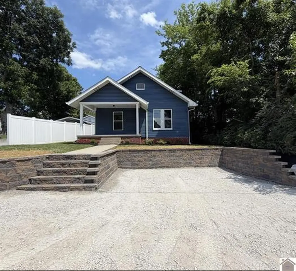 408 N Hawthorne Street Princeton KY 42445