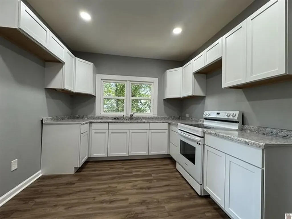 408 N Hawthorne Street Princeton KY 42445