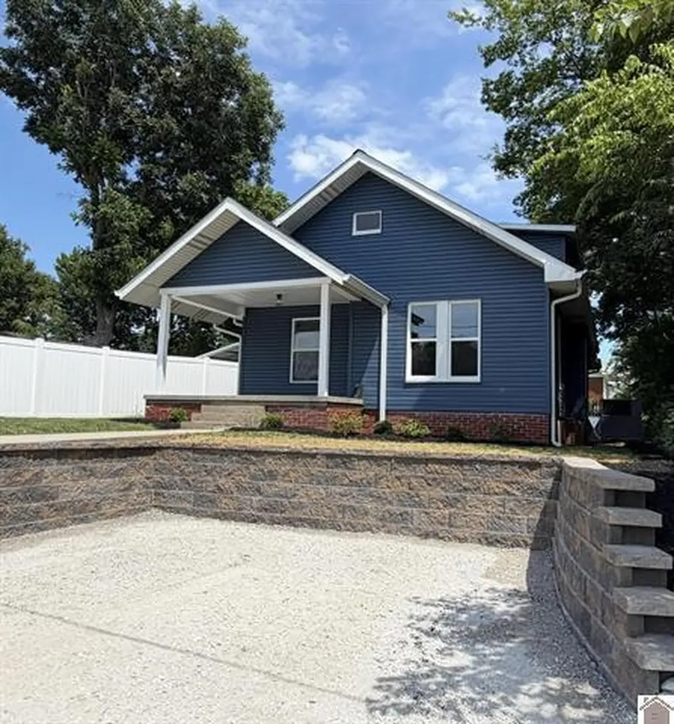 408 N Hawthorne Street Princeton KY 42445