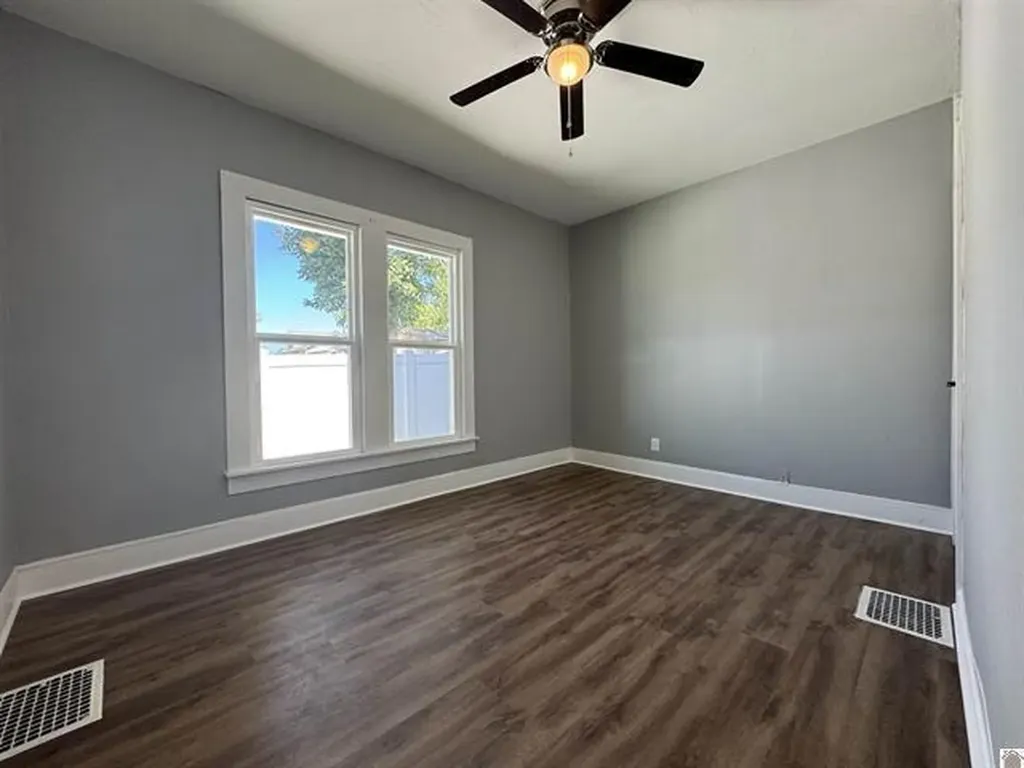 408 N Hawthorne Street Princeton KY 42445