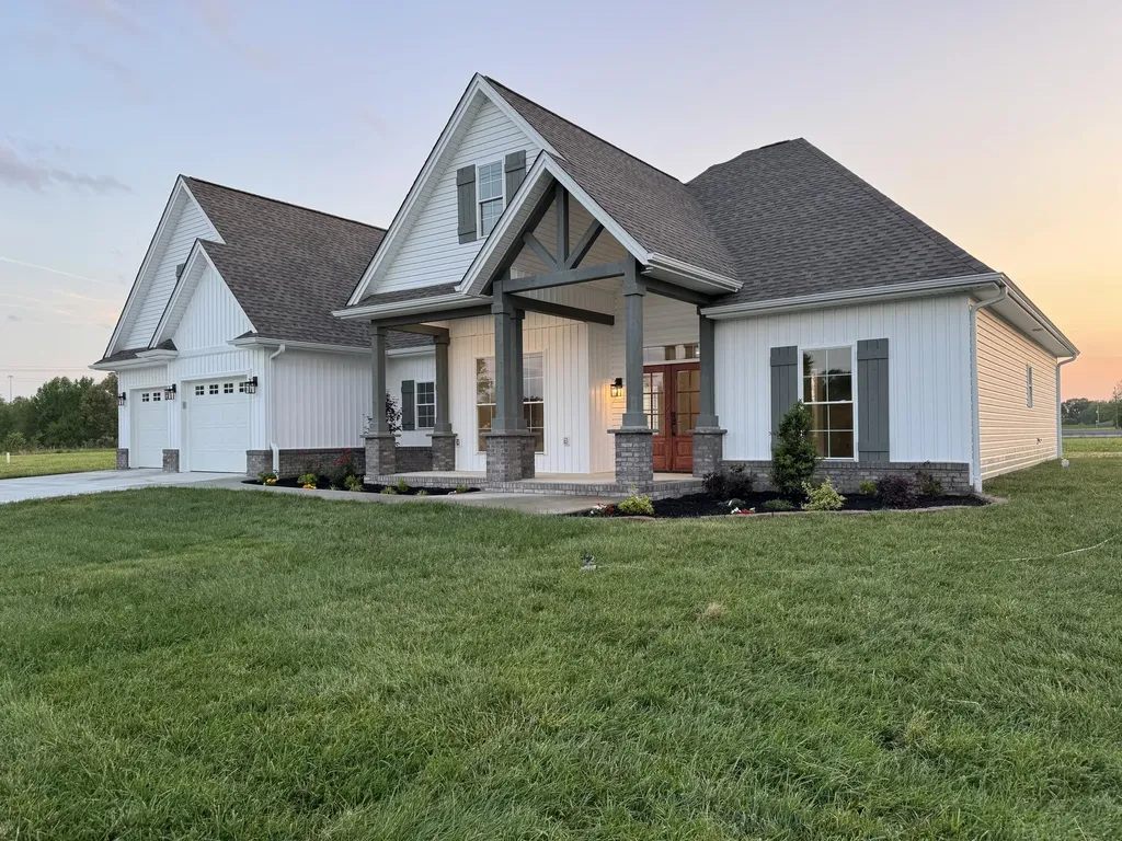 317 317 Parkway Dr Drive Mayfield KY 42066