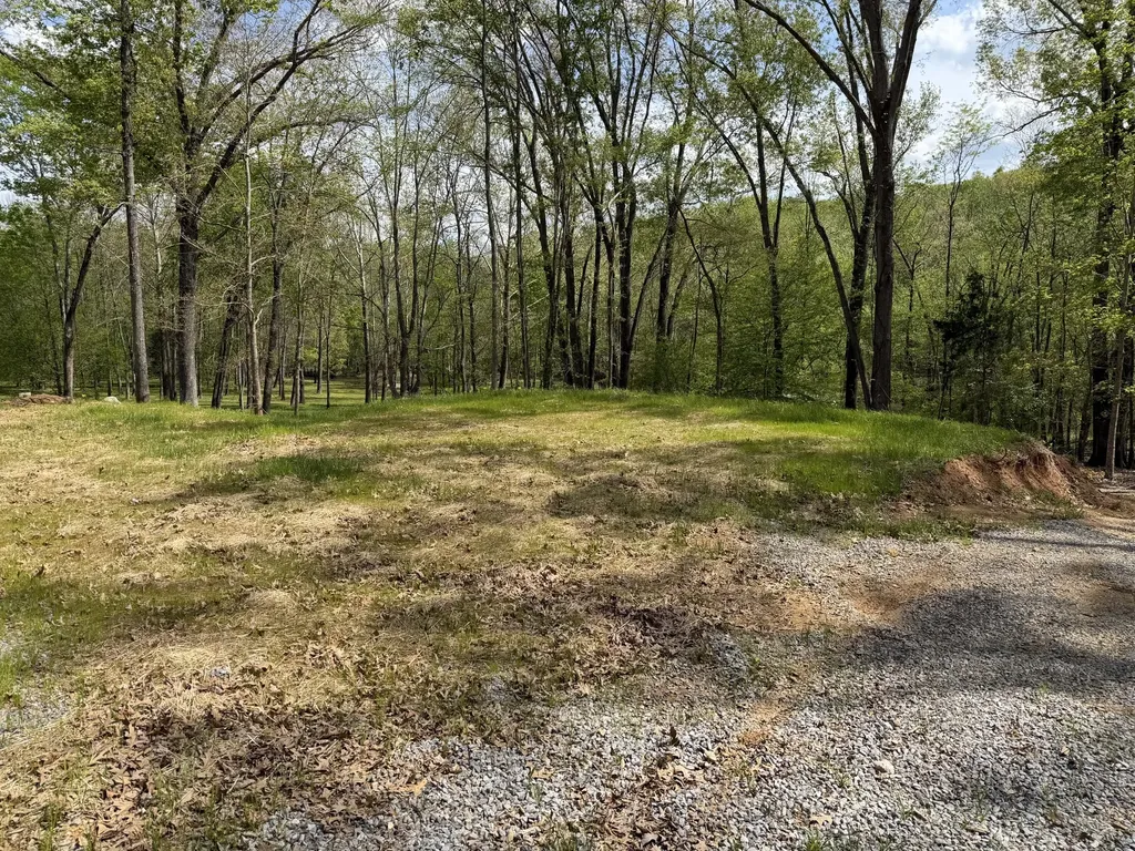 Lot 8e Holiday Way Cadiz KY 42211